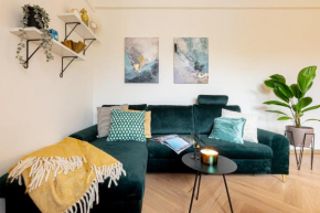 One bedroom apartment with Netflix near the river by Prague Days